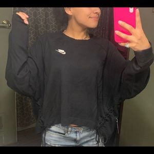NIKE SWEATSHIRT